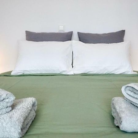 Warm & Cozy Studio In Athens Apartment ภายนอก รูปภาพ