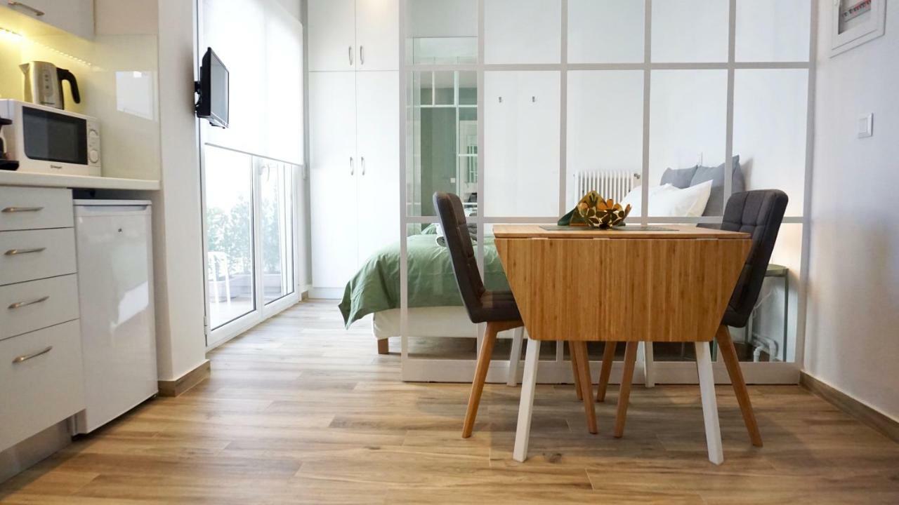 Warm & Cozy Studio In Athens Apartment ภายนอก รูปภาพ