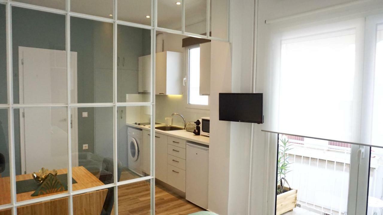 Warm & Cozy Studio In Athens Apartment ภายนอก รูปภาพ