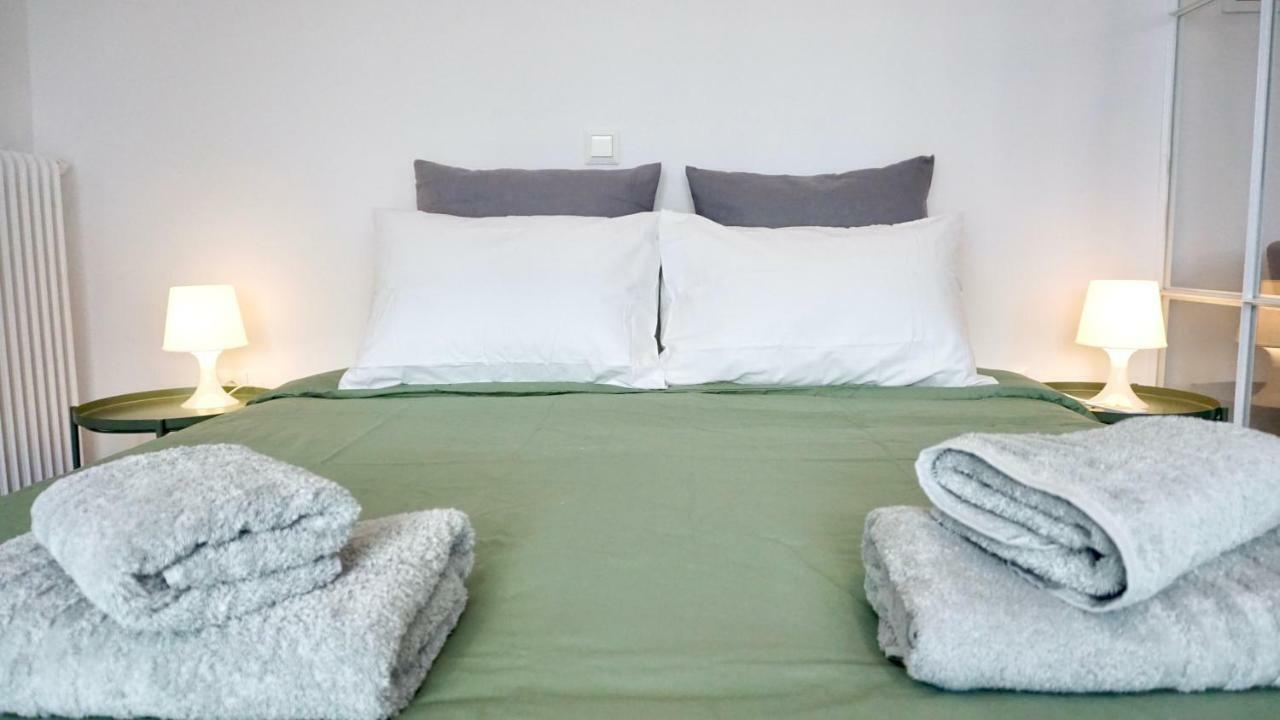 Warm & Cozy Studio In Athens Apartment ภายนอก รูปภาพ